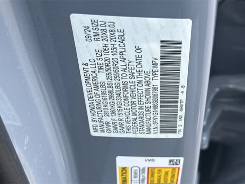 Certified 2025 Honda Pilot Elite image 32