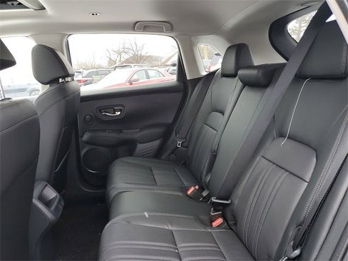 New 2026 Honda HR-V EX-L image 8