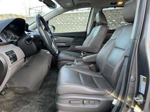 Used 2014 Honda Odyssey EX-L image 3