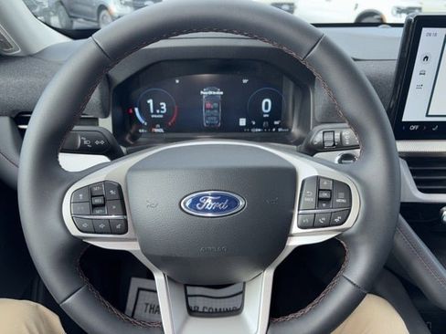 New 2026 Ford Explorer Active image 13