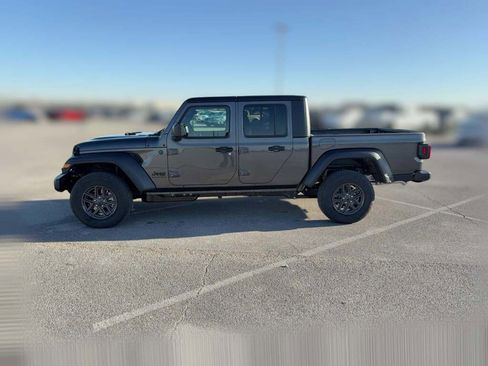 New 2026 Jeep Gladiator Sport image 6