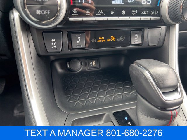 Used 2025 Toyota RAV4 SE AWD/4WD image 28