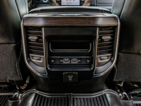 Used 2025 RAM 3500 Laramie image 34