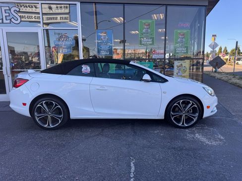 Used 2016 Buick Cascada image 3