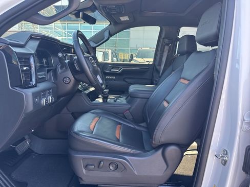 Used 2024 GMC Sierra 1500 AT4 w/ Technology Package image 16