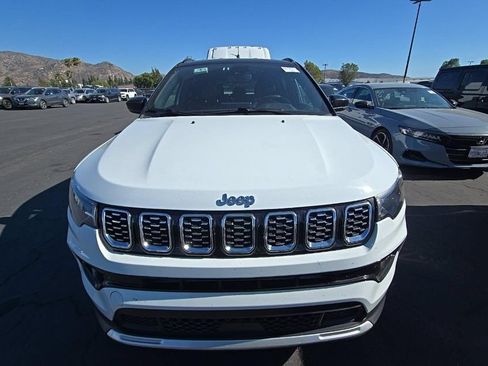 Used 2025 Jeep Compass Limited AWD/4WD image 13