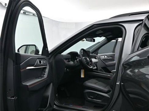 New 2026 Ford Explorer ST image 20