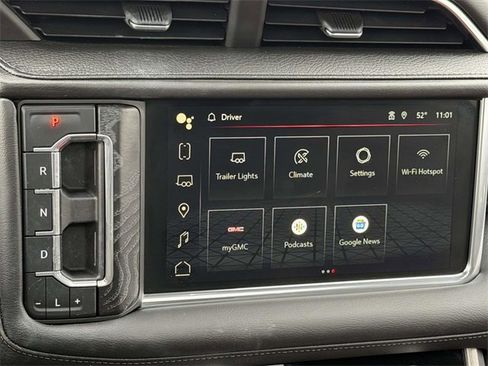 Used 2023 GMC Yukon Denali image 14