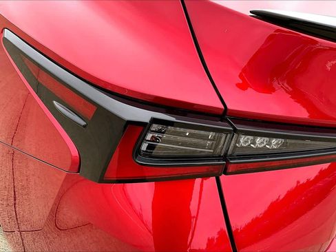 Certified 2024 Lexus IS 350 F Sport w/ Accessory Package 2 RWD image 29