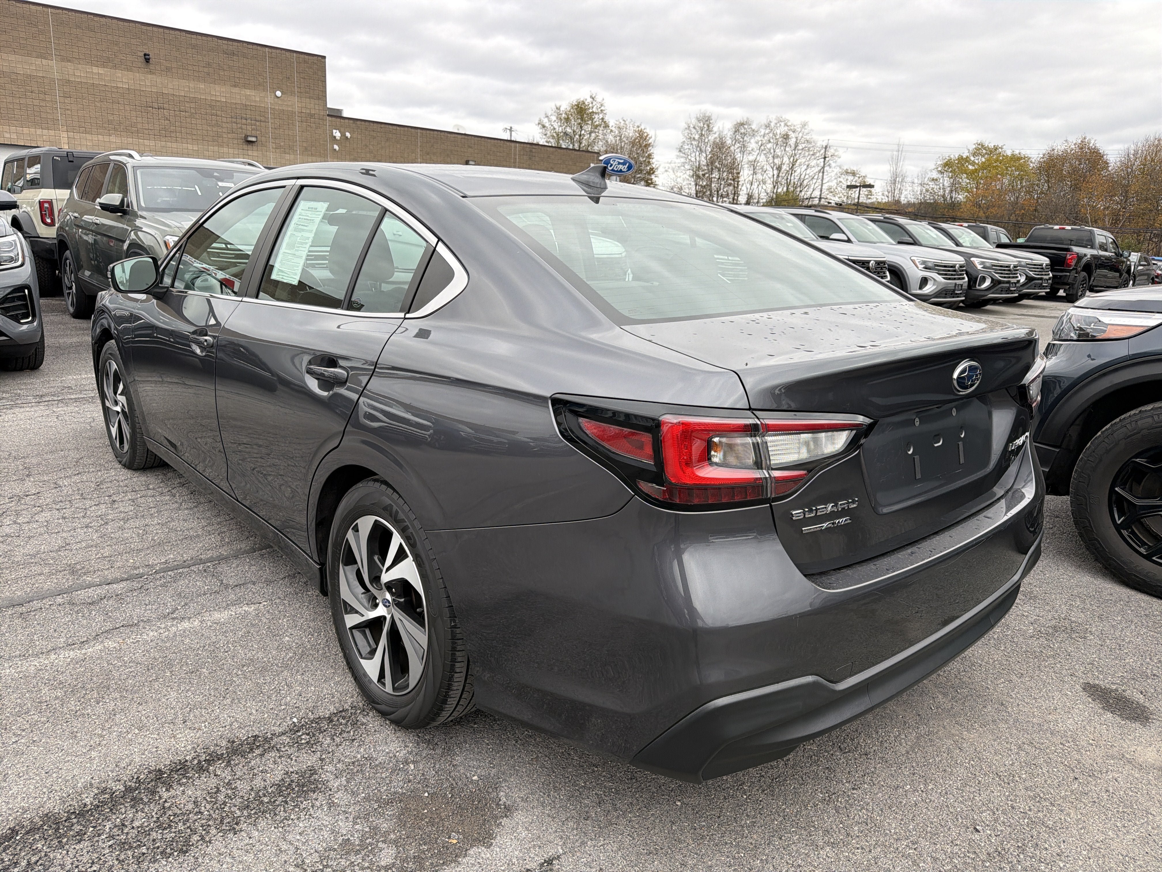Used 2022 Subaru Legacy Premium AWD/4WD image 5