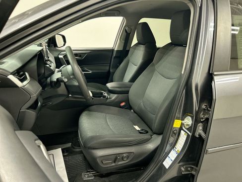 Used 2020 Toyota RAV4 XLE w/ All Weather Liner Package image 9