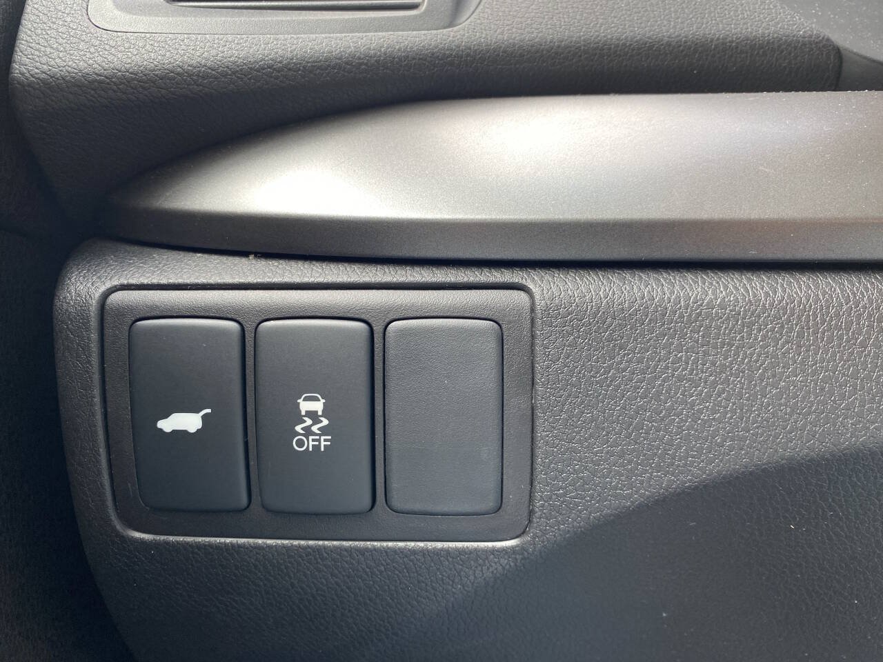 Used 2015 Acura RDX w/ Technology Package AWD/4WD image 34