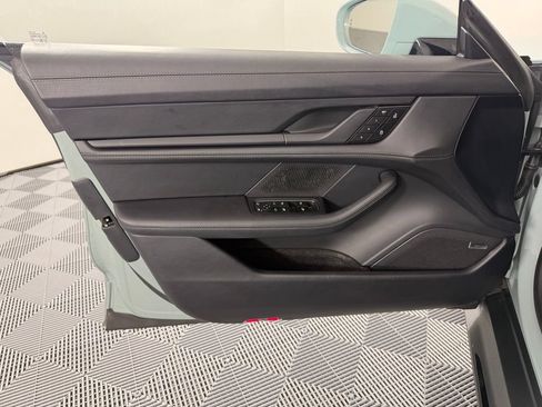 Certified 2026 Porsche Taycan GTS AWD/4WD image 18