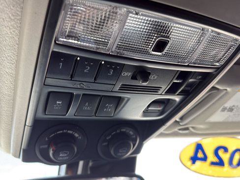 Used 2024 Toyota 4Runner TRD Off-Road Premium w/ Off Road Premium Plus Package AWD/4WD image 17