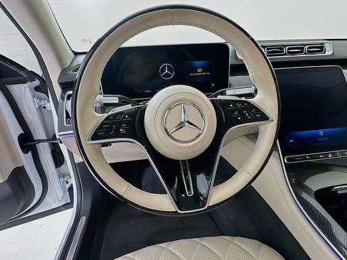 Used 2025 Mercedes-Benz S 580 4MATIC Sedan image 12