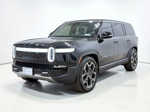Used 2024 Rivian R1S Adventure AWD/4WD image 8