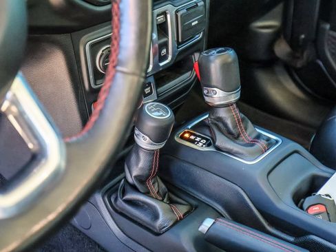 Used 2019 Jeep Wrangler Rubicon AWD/4WD image 45