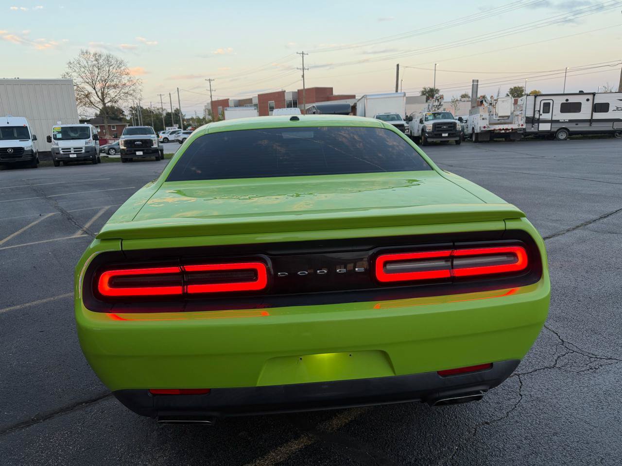 Used 2015 Dodge Challenger R/T w/ Quick Order Package 28B R/T RWD image 4