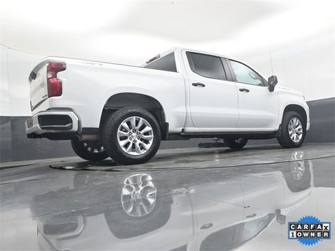 Used 2023 Chevrolet Silverado 1500 Custom image 35