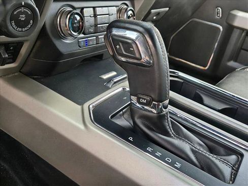 Used 2018 Ford F150 Lariat w/ Equipment Group 501A Mid image 18