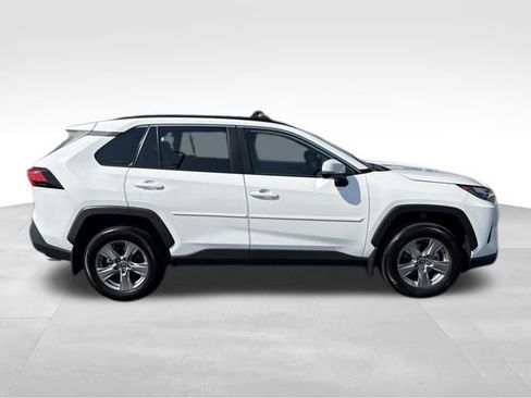 Used 2023 Toyota RAV4 XLE w/ Convenience Package FWD image 6