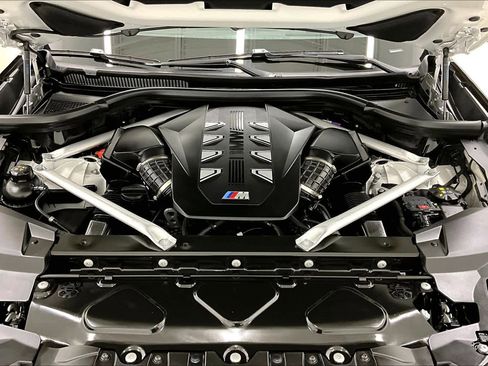 Used 2025 BMW X6 M60i image 30