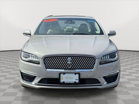 Used 2019 Lincoln MKZ Reserve AWD/4WD image 2