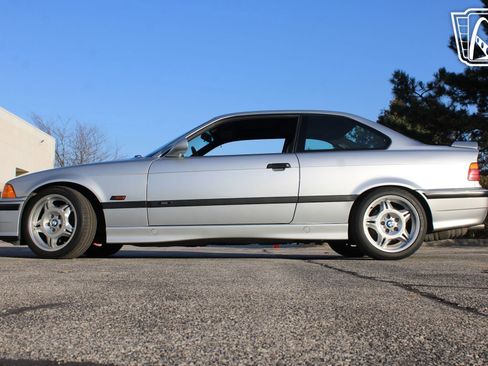 Used 1995 BMW M3 Coupe image 7