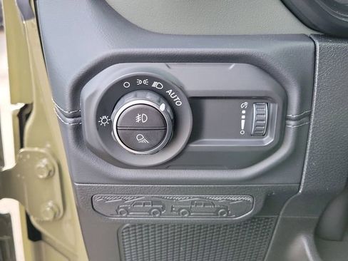 New 2026 Jeep Gladiator Mojave image 9