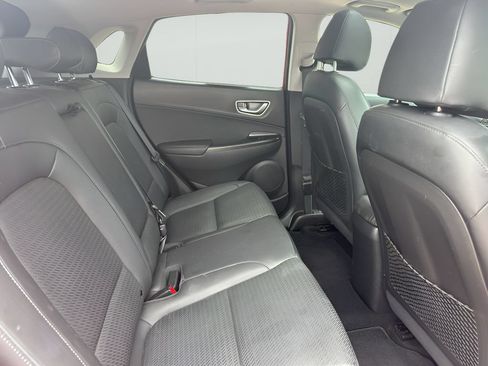 Used 2021 Hyundai Kona Limited w/ Cargo Package FWD image 15