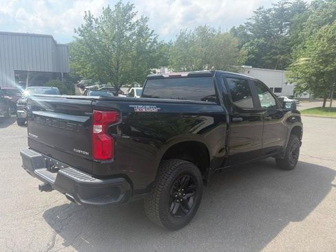 Used 2019 Chevrolet Silverado 1500 Custom Trail Boss AWD/4WD image 6