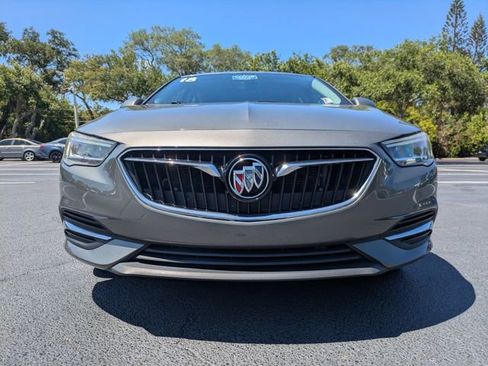 Used 2018 Buick Regal Preferred w/ Driver Confidence Package #1 FWD image 9