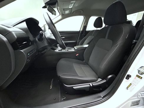 Used 2024 Nissan Sentra SV image 10