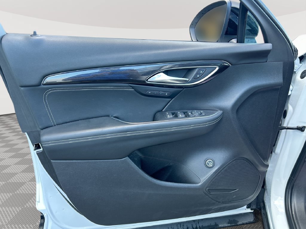 Used 2023 Buick Envision Essence AWD/4WD image 21