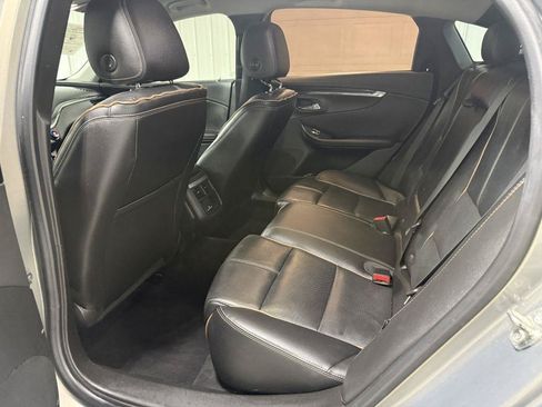 Used 2019 Chevrolet Impala Premier FWD image 23