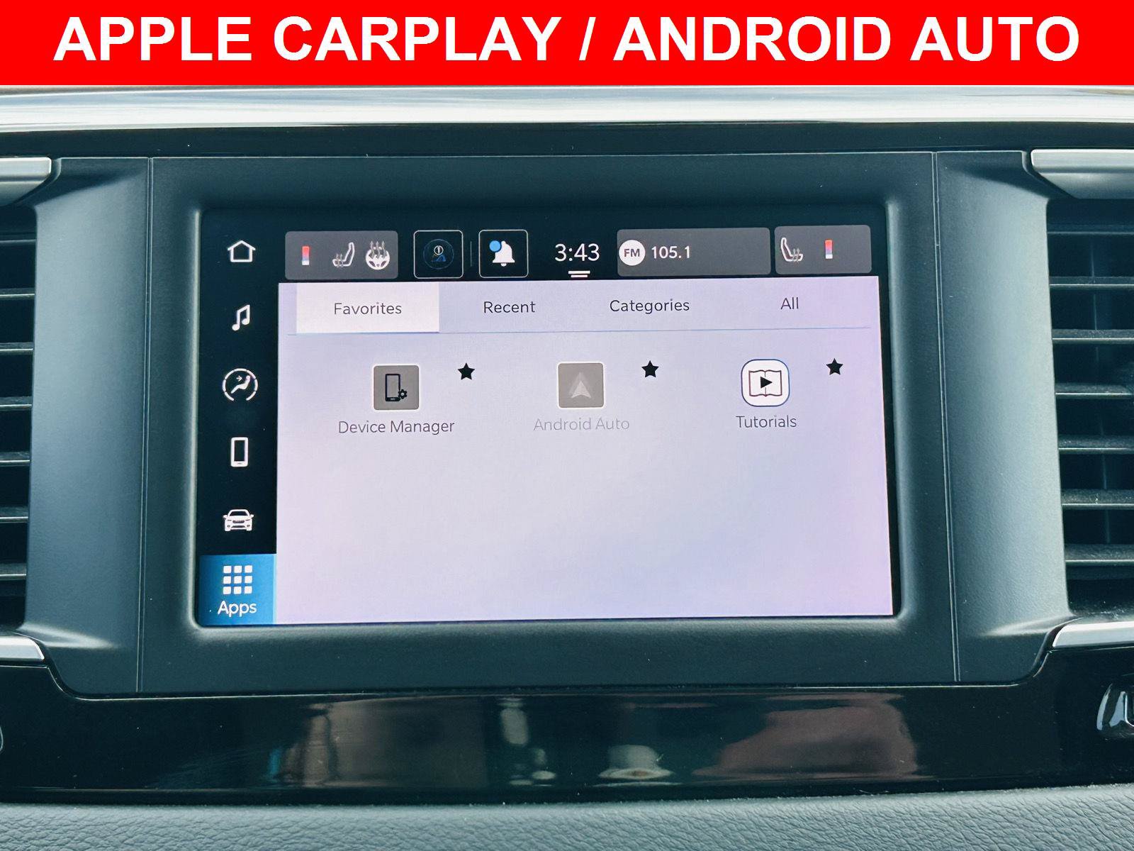 Used 2023 Chrysler Voyager LX FWD image 4