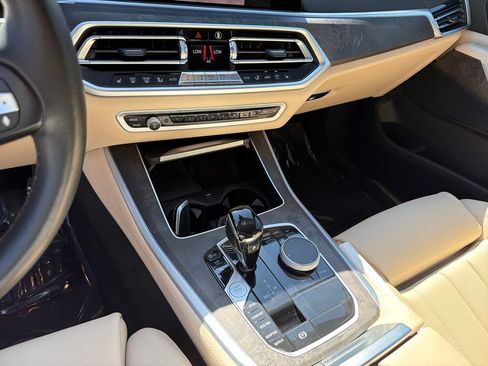 Used 2022 BMW X5 sDrive40i w/ Premium Package RWD image 30