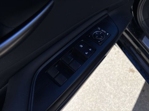 Used 2020 Lexus ES 300h w/ Premium Package image 15