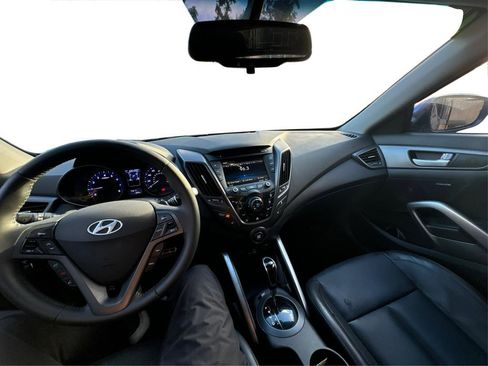 Used 2015 Hyundai Veloster Turbo FWD image 21