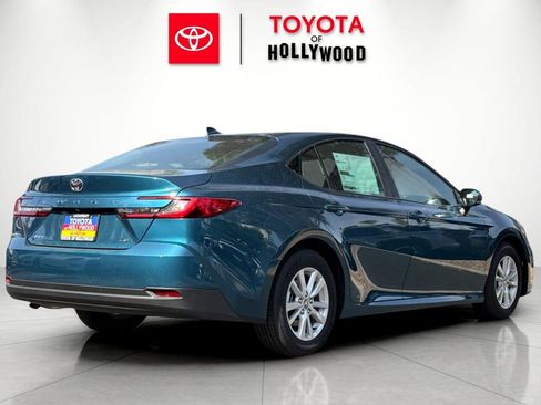 New 2026 Toyota Camry LE image 4
