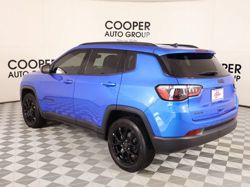 Used 2026 Jeep Compass Latitude AWD/4WD image 21
