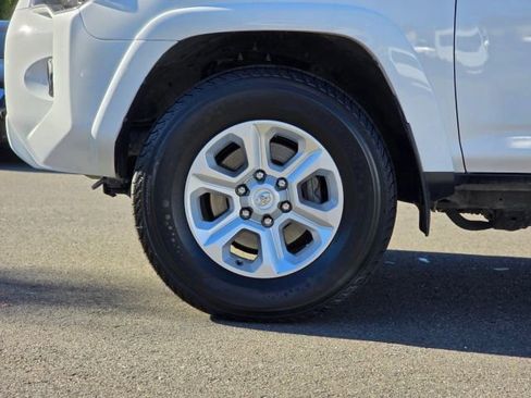 Used 2022 Toyota 4Runner SR5 image 41