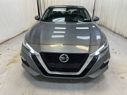 Certified 2021 Nissan Altima 2.5 SV image 6