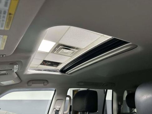 Used 2021 Nissan Armada Platinum w/ Captain's Chairs Package AWD/4WD image 21