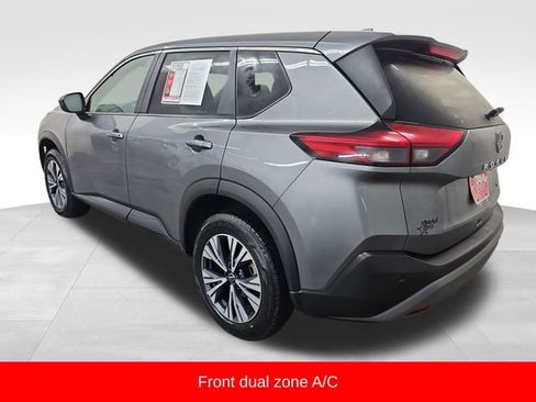 Used 2023 Nissan Rogue SV image 5