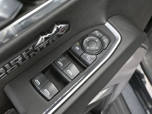 Used 2023 Chevrolet Silverado 1500 High Country w/ High Country Premium Package image 23