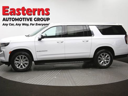 Used 2023 Chevrolet Suburban Premier RWD image 62