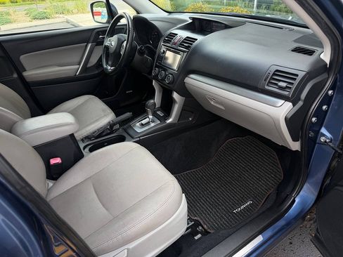 Used 2014 Subaru Forester 2.5i Touring AWD/4WD image 20