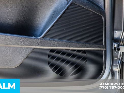 Used 2024 Volkswagen Taos SE image 54