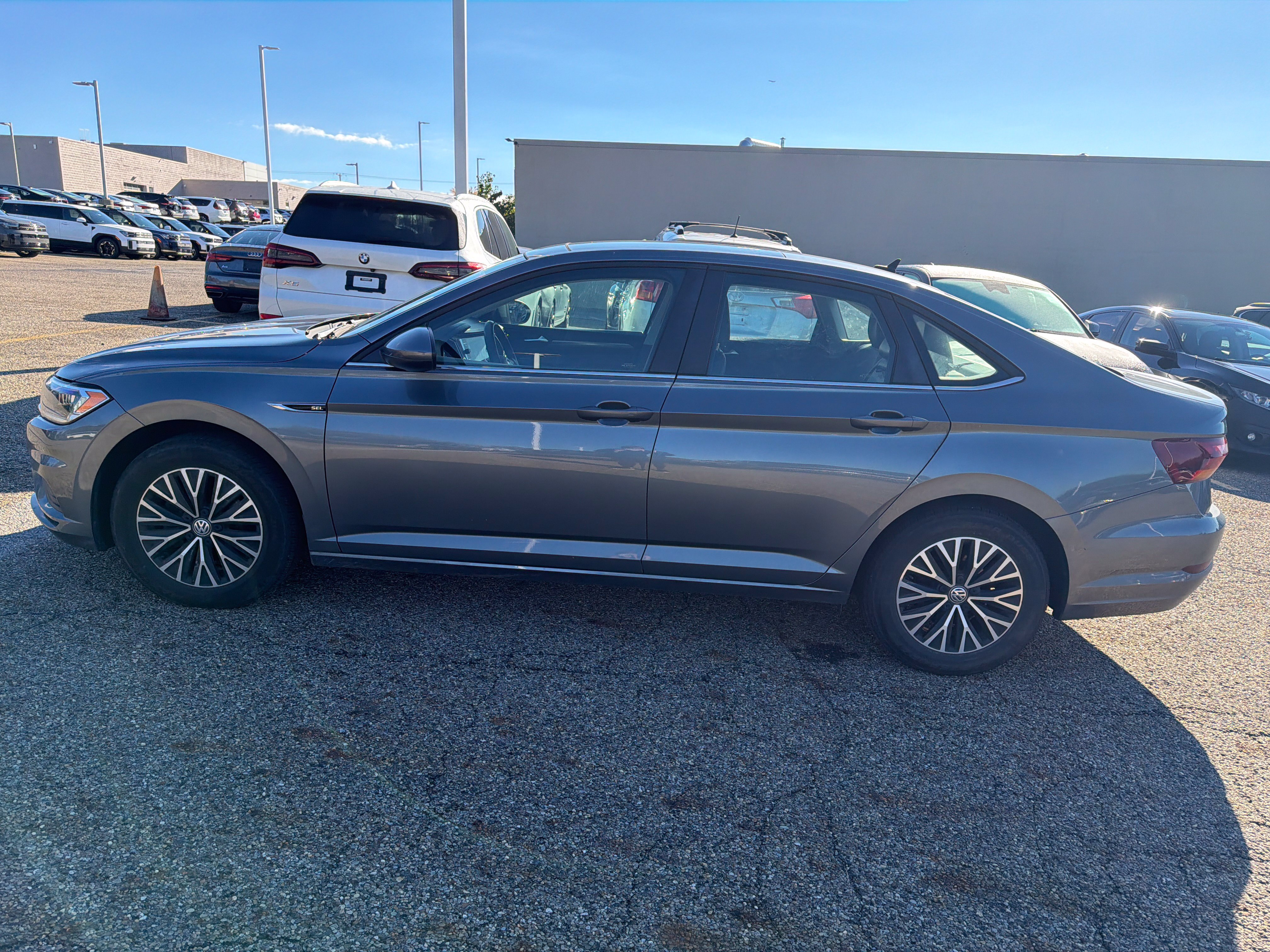 Used 2019 Volkswagen Jetta SEL FWD image 8